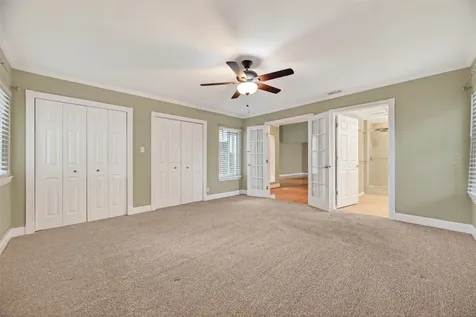 11620 Village Place Drive 329 Houston TX 77077