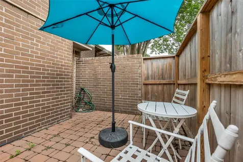 13740 Hollowgreen Drive 605 Houston TX 77082