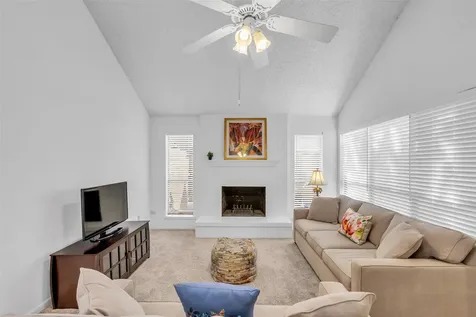 13740 Hollowgreen Drive 605 Houston TX 77082