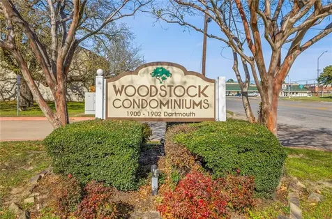 1902 Dartmouth Street L4 College Station TX 77840