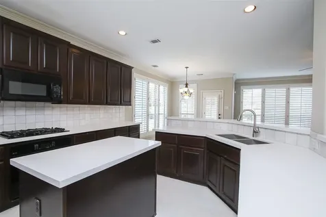 35 Winhall Place The Woodlands TX 77354
