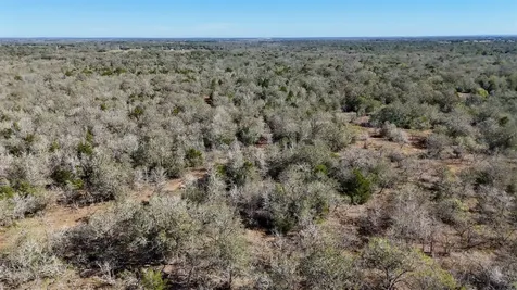 7180 County Road 283 Harwood TX 78632