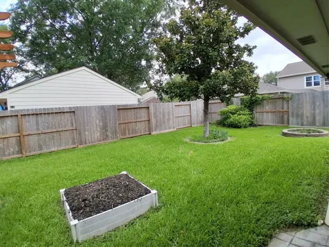 17010 Poplar Hill Street Houston TX 77095