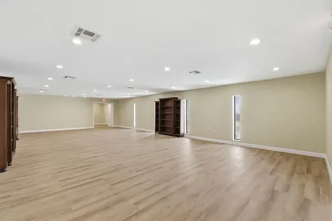 3911 Fulton Street Houston TX 77009