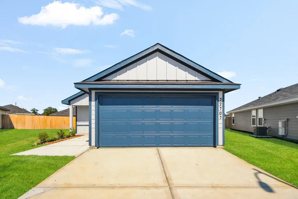 22707 Ravine Wind Lane Hockley TX 77447