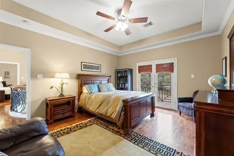 65 Schubach Drive Sugar Land TX 77479