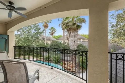 65 Schubach Drive Sugar Land TX 77479