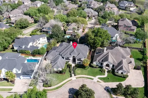 65 Schubach Drive Sugar Land TX 77479