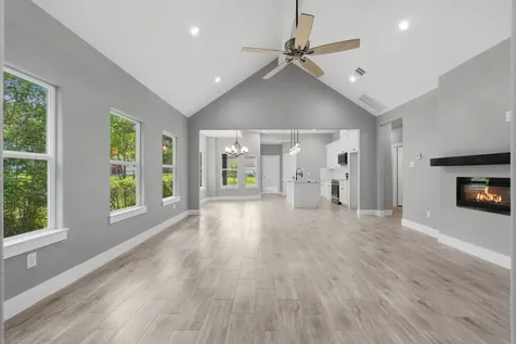 15011 Indian Hill Trail Willis TX 77378