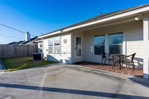 2813 32nd Avenue N Texas City TX 77590