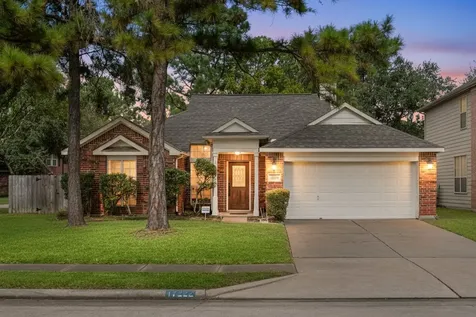 17222 Crown Meadow Court Houston TX 77095