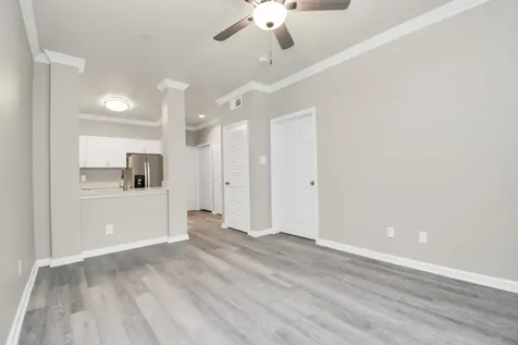 2222 Maroneal Street 0931 Houston TX 77030