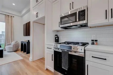 3309 Saint Emanuel Street Houston TX 77004