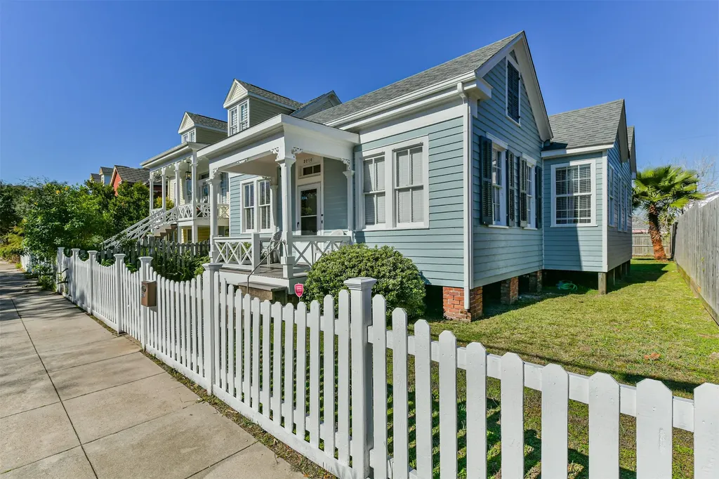 3210 Ursuline Street Galveston TX 77550