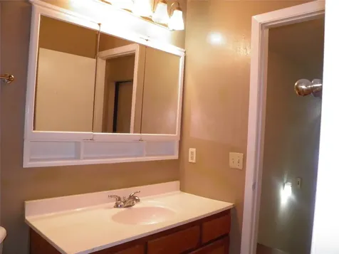 2711 Grants Lake Boulevard 173-q Sugar Land TX 77479
