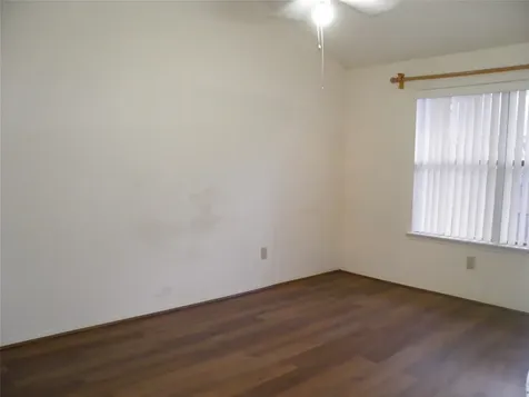 2711 Grants Lake Boulevard 173-q Sugar Land TX 77479