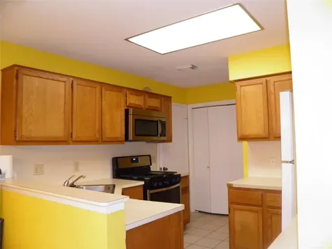 2711 Grants Lake Boulevard 173-q Sugar Land TX 77479