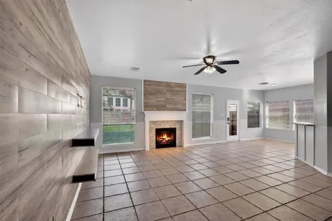 4122 Casa Del Lago Drive Missouri City TX 77459