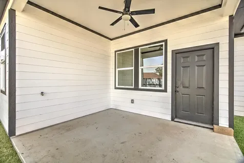 8233 Sterlingshire Street Houston TX 77078