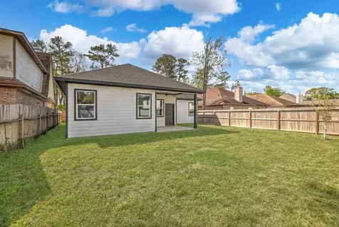 8233 Sterlingshire Street Houston TX 77078