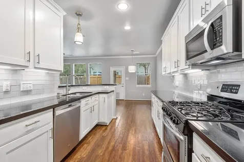 19 Musk Rose Court The Woodlands TX 77382