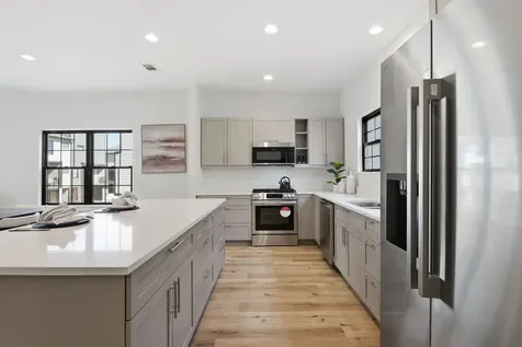 11930 S Hoa Sen Circle Houston TX 77072