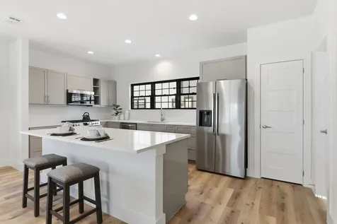 11930 S Hoa Sen Circle Houston TX 77072