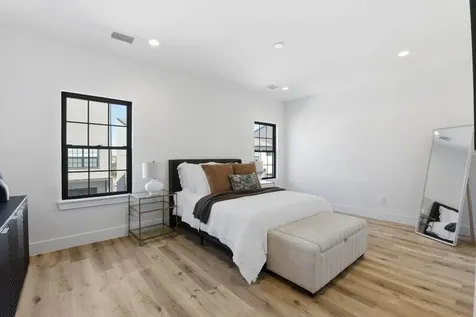11930 S Hoa Sen Circle Houston TX 77072
