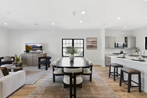 11930 S Hoa Sen Circle Houston TX 77072