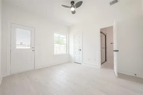 4135 Mallow Street Unit B Houston TX 77051