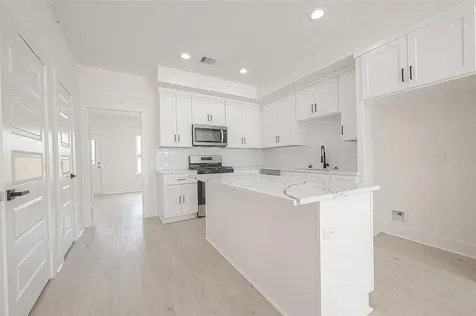4135 Mallow Street Unit B Houston TX 77051