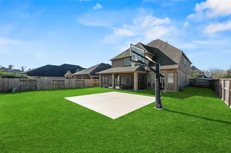 2610 Parker Oak Pass Missouri City TX 77459