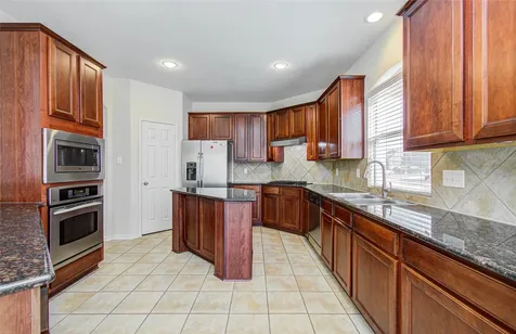 226 Elana Lane Stafford TX 77477