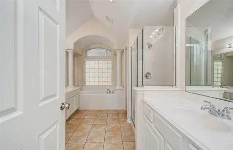 226 Elana Lane Stafford TX 77477
