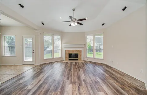 226 Elana Lane Stafford TX 77477