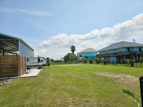 915 W Verdia Drive Port Bolivar TX 77650
