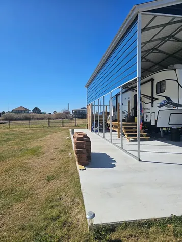 915 W Verdia Drive Port Bolivar TX 77650