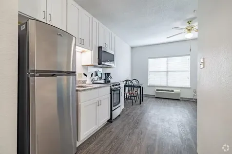 3305 Dilido Street 1105 Dallas TX 75228