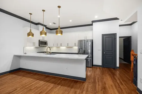 1119 Saint Charles Street Houston TX 77003
