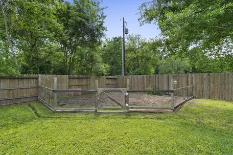 24954 Shady Oak Drive Hockley TX 77447