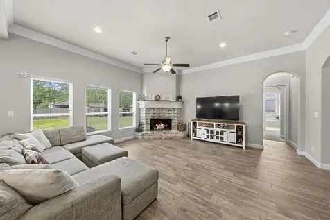 24954 Shady Oak Drive Hockley TX 77447