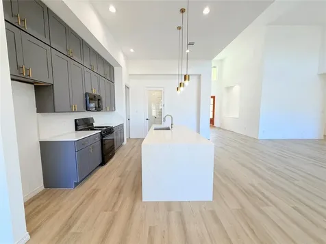 304 Road 6614 Dayton TX 77535