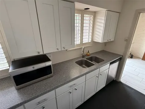 4040 San Felipe Street 104 Houston TX 77027