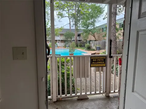 4040 San Felipe Street 104 Houston TX 77027