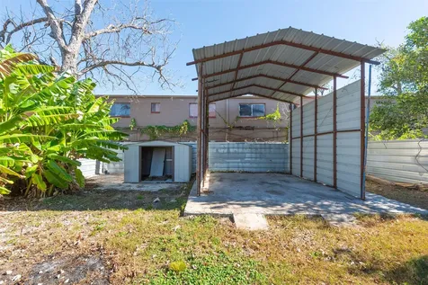 3930 Pickfair Street Houston TX 77026