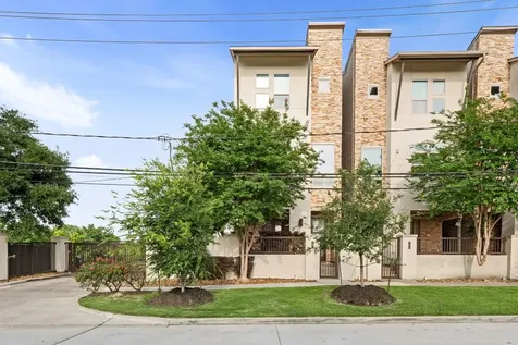 196 Harvard Street Houston TX 77007