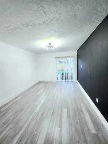 6824 W Fuqua Drive 6824 Missouri City TX 77489