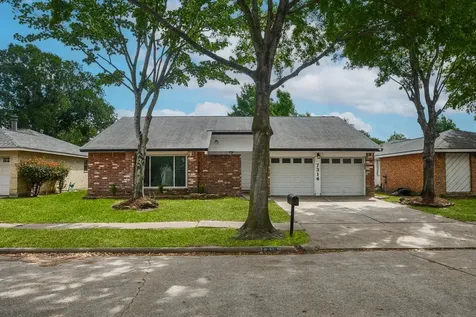 7314 Skylight Lane Houston TX 77095