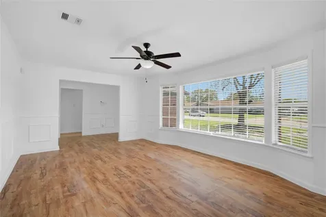 1618 W 10th Street Freeport TX 77541