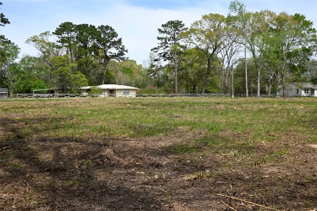 Lot 2 County Road 2360 Hardin TX 77575